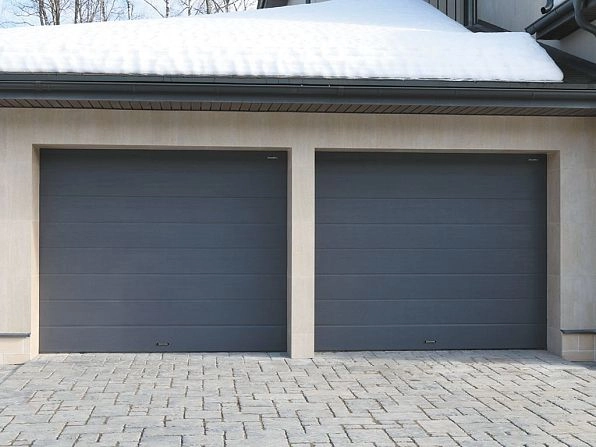 Секционные ворота 2700х2350 мм антрацитовые DoorHan RSD02, rubtsovsk.doorhan.ru